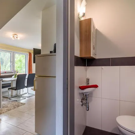 Bauernhof Vordergrub Mit Balkon *